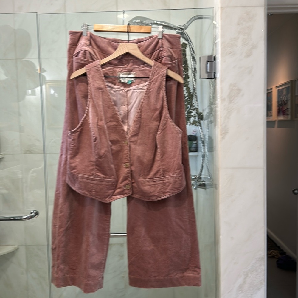 18W rose pink pant and vest suiting